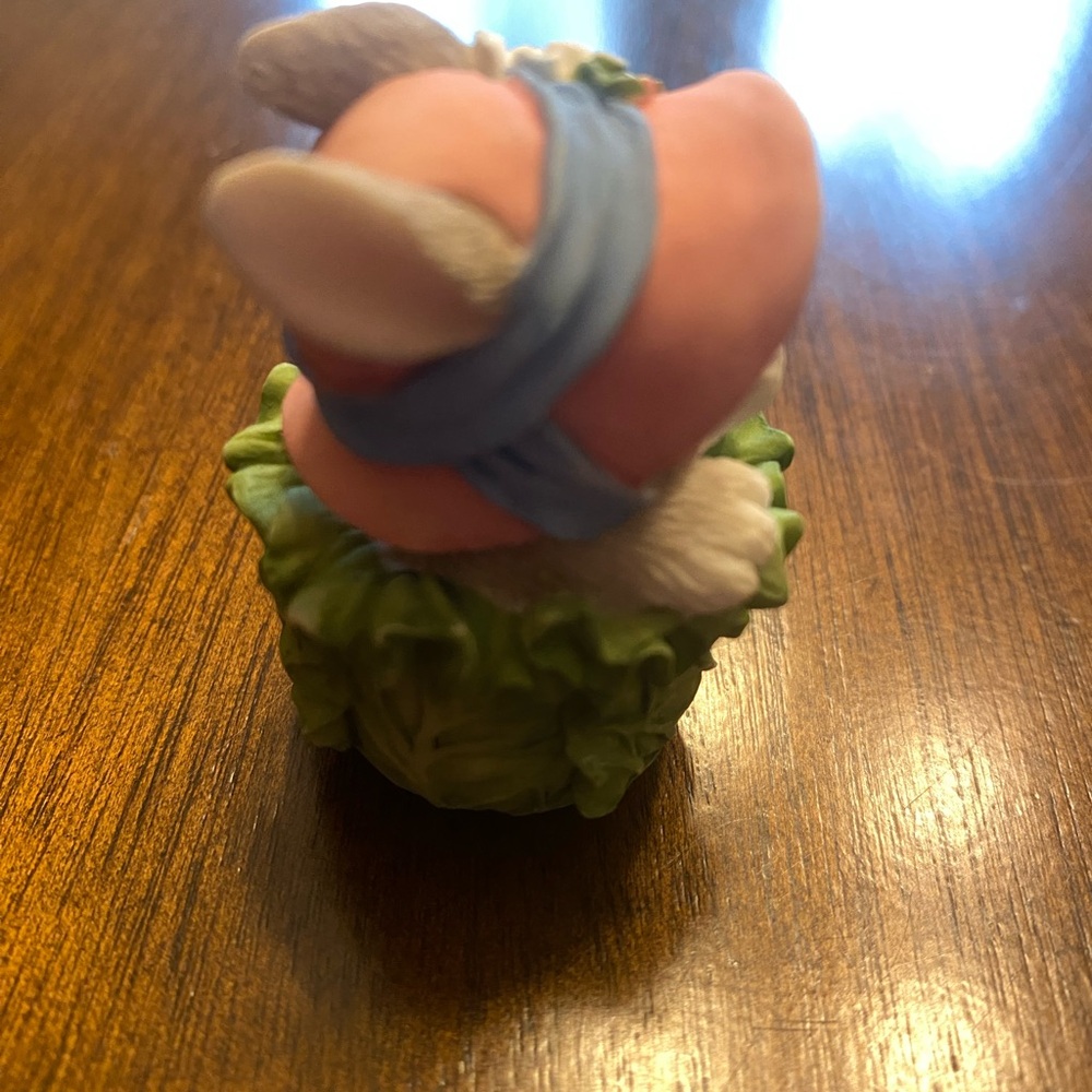 Adorable Bunny Figurines with Hats-1999 Priscilla Hillman 639451 - Picture 3 of 11